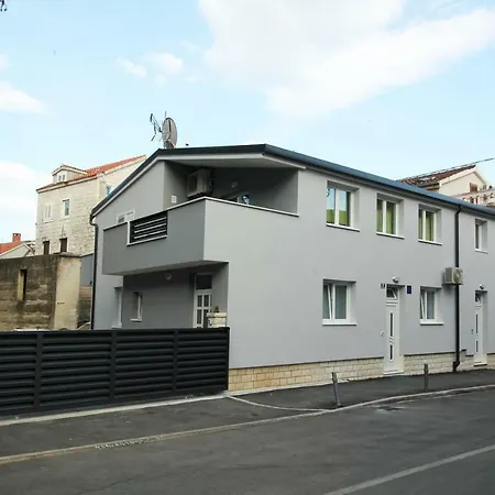 Apartment Kala
