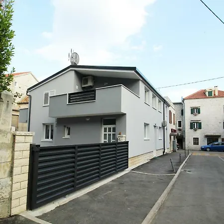 Apartment Kala